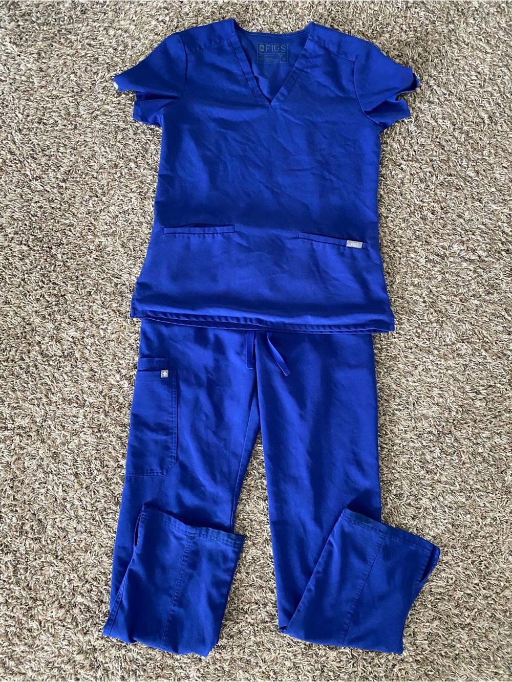 FIGS XS scrub set Kade cargo and Casma royal blue